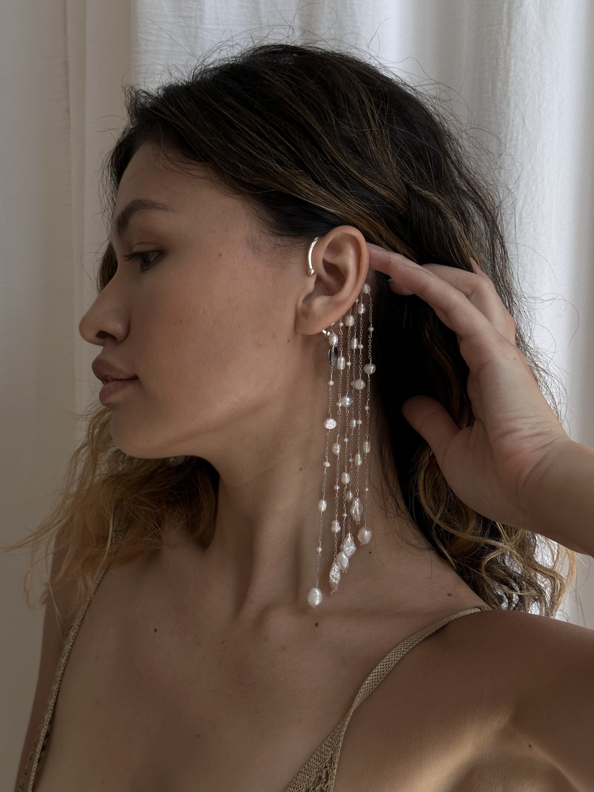 Xenia cuff with pearls